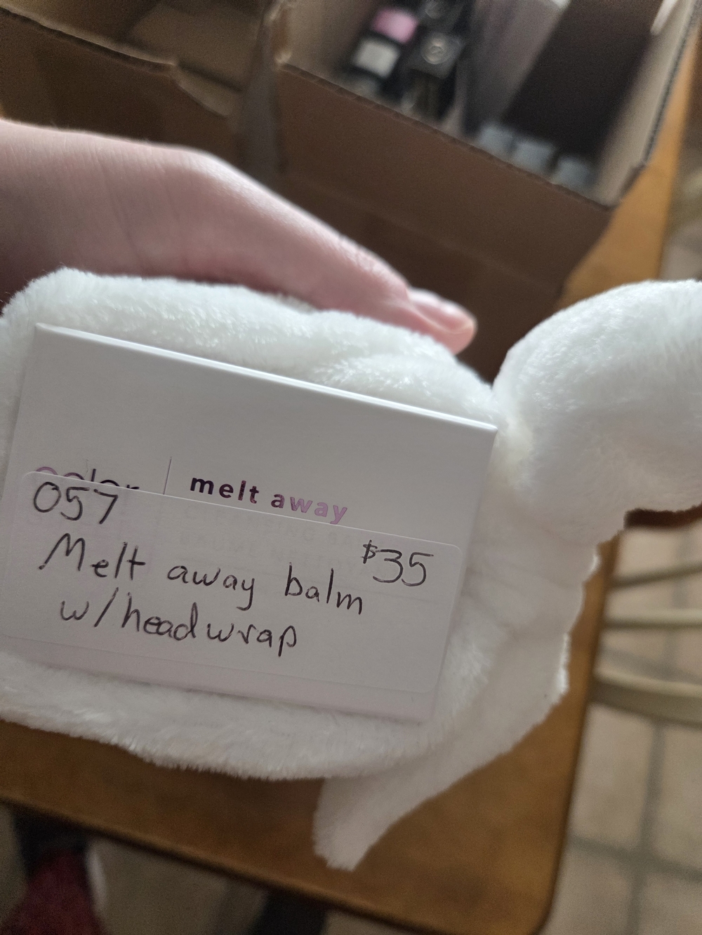 Color Street Melt Away Balm with Plush White Headwrap